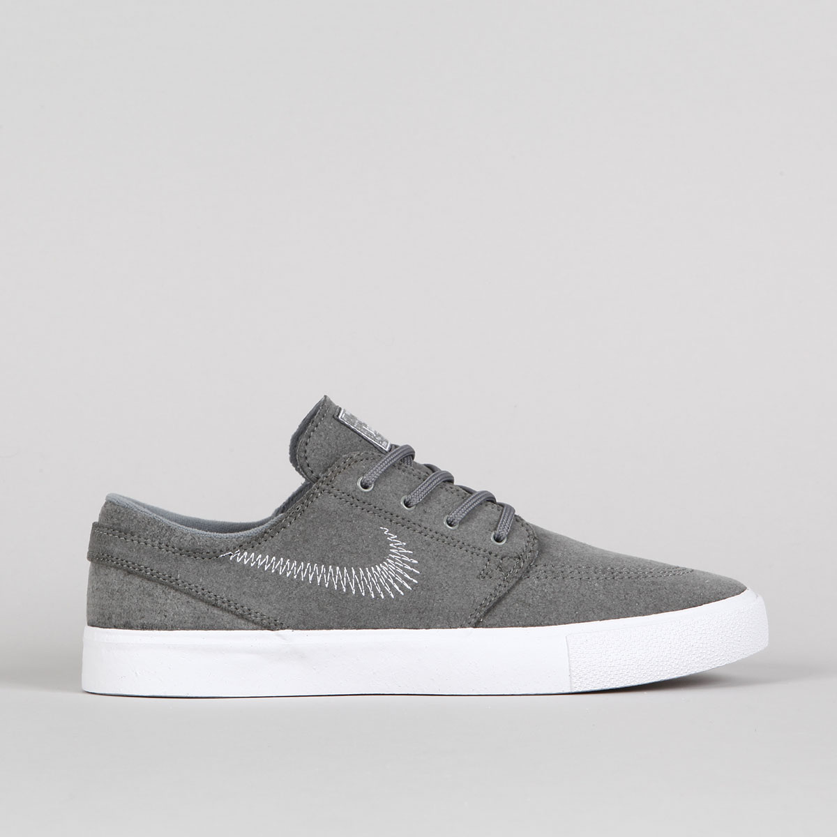 nike janoski flyleather